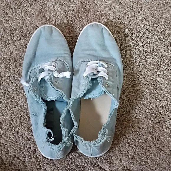 Lola Frayed Slip On Sneakers - Picture 3 of 4